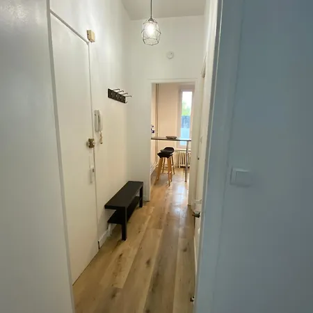 Apartment 43 Proche Centre